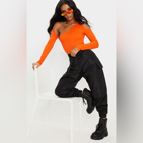 ORANGE RIB CUT OUT LONG SLEEVE BODYSUIT | UK 8 - Picture 2 of 5